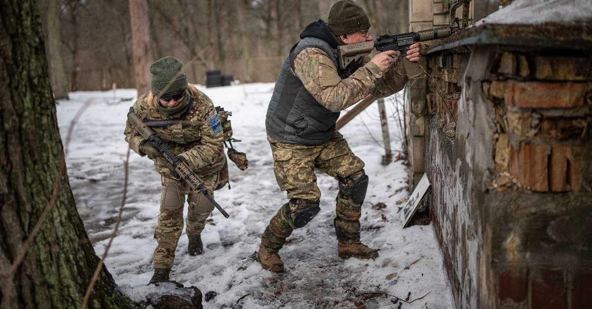 Москва: Убијено 25 особа у гранатирању пијаце у Доњецку; Зеленски најавио нове "јаке" споразуме о наоружању