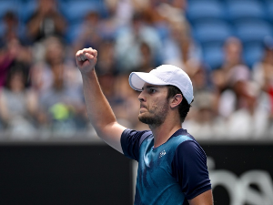 Кецмановић не може без драме, али може у осмину финала Аустралијан опена