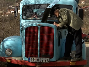 Беспрекорни возачки стаж – Пушица има 86 година и већ три деценије чувену „тринаестицу” 