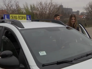 Шта је најчешћи узрок саобраћајних несрећа у којима страдају млади