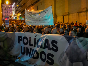 Протест полицајаца у центру Лисабона