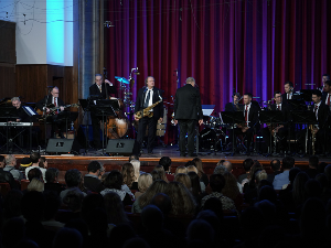 Нова дискографија