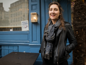  Мари Дарјесек: Бити овде, дивно је (3)