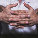 Девет митова о зглобовима, крцкању прстију и артритису
