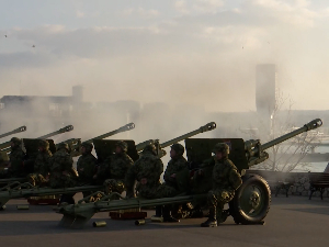 Почасна паљба, дефиле пловила Речне флотиле и налет ваздухоплова поводом Дана државности