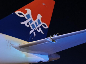 "Ер Србија": Авион на лету до Диселдорфа враћен у Београд из техничких разлога, безбедно слетео