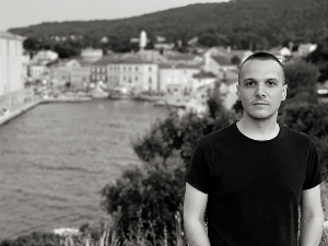 Поезија уживо!: Срђан Гагић