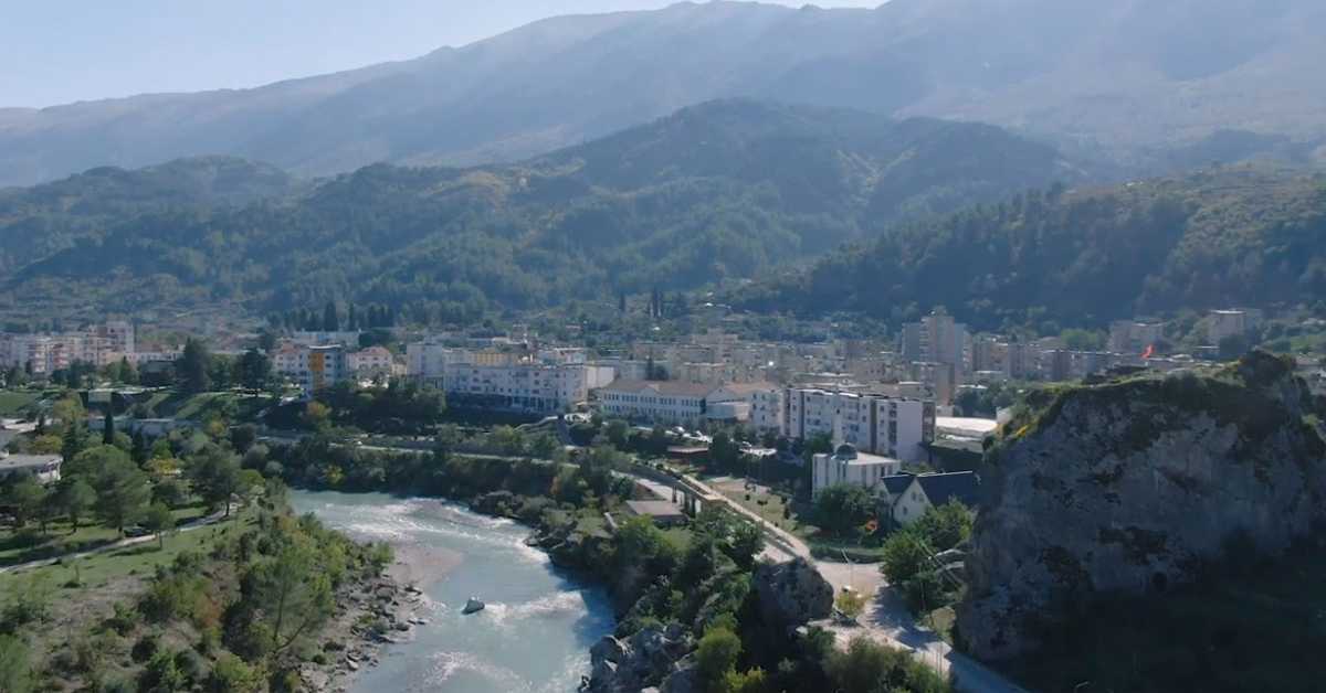 Албански град Пермет – савршен избор за љубитеље историје, природе, авантуре и доброг залогаја