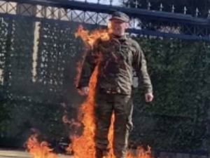 Војник САД се запалио испред амбасаде Израела у Вашингтону узвикујући 