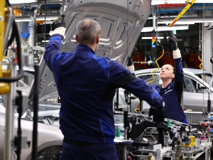 Недостатак радне снаге кочи привредни опоравак Немачке