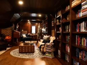 Представљена књига „Жена која зауставља сатове“ – фикција и уметност испред стварности