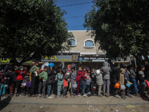  Смрт у реду за храну, више од 100 мртвих, 760 рањених Палестинаца