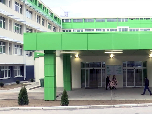 Здравствени центар у Врању: Нема могућности да жене имају пратњу на порођају