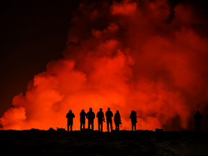 Спектакуларне "фонтане лаве", нова ерупција вулкана на Исланду