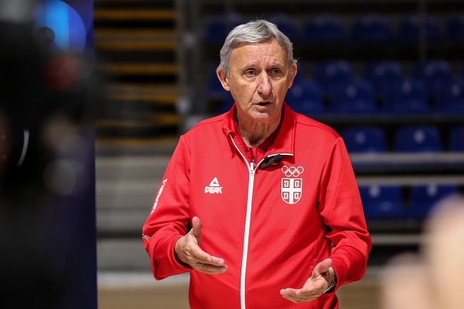 Светислав Пешић