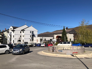 Полицијски претрес на више локација у Зубином Потоку