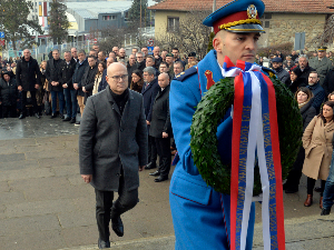 Вучевић: Одбранићемо државно јединство и изградити будућност на понос предака
