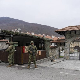 Војници Кфора вежбали одбрану Високих Дечана