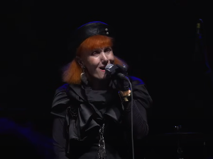 Јосипа Лисац, Иво Робић, Ђуза Стојиљковић, Пол Сајмон, Thin Lizzy, Status Quo...