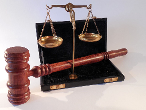 Адвокатска комора Србије од понедељка ступа у једномесечну обуставу рада