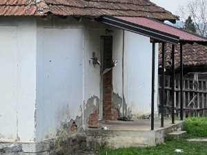 Жена ухапшена због сумње да је убила мужа ножем у Пријановићима код Пожеге