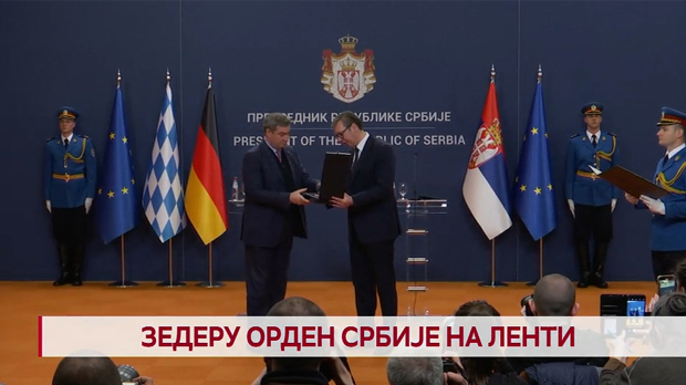 Дневник: Зедеру орден Србије на ленти
