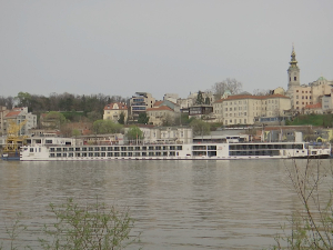 Почела наутичка сезона у Београду уз со, погачу, народне игре...