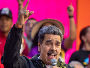 Мадуро креће у борбу за још један председнички мандат