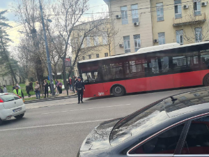Несрећа код Карађорђевог парка – аутобусу отпао точак и ударио две жене