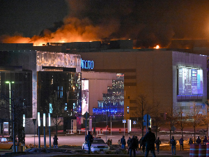 Свет осуђује терористички напад у Москви, Кијев негира умешаност