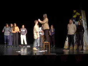 Хуманитарна представа врањских гимназијалаца за вршњака Луку