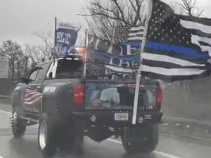 Трамп објавио видео-снимак на којем је приказана монтирана фотографија везаног Бајдена