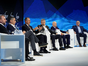 Човић: Држава ће увек улагати у клубове; Мијаиловић:  Партизан и Звезда нек највише профитирају од Дубаија