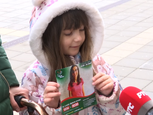 Уместо поклона за учитељицу новац за лечење самохране мајке