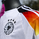 Дрес Немачке повучен из продаје јер број подсећа на нацистички симбол