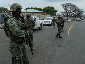 Наоружани мушкарци у еквадорском граду Гвајакилу убили девет, ранили 10 особа