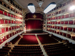 Јеленa Новак: Певање у доба капиталистичког реализма (1)