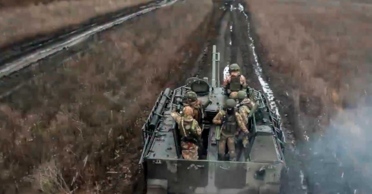 Немачка влада Украјини шаље ПВО "патриот"; Москва: Кијев гранатирао Луганску и Запорошку област