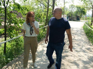 Родославци: Пилот