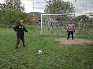 Шљива ранка и статива танка: Дерби од драгоцености, 4-5
