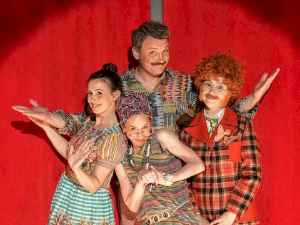 Плавоптичасти лет око света