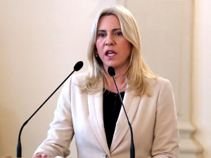 Комшић и Бећировић прегласали Цвијановићеву, српска чланица Председништва БиХ покренула вето