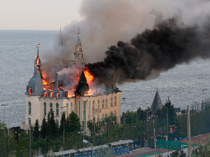 Украјински замак "Харија Потера" погођен у руском нападу на Одесу, страдало пет особа; Зеленски тражи лансере ракета "патриот"