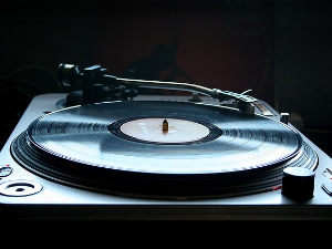 Грамофонија – Мецосопран Вјера Соукупова изводи оперске арије