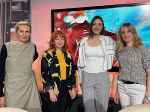 РТС Лаб: Слични, а различити