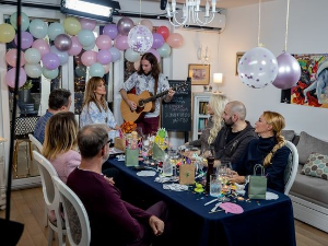 На вечери код: Зое Кида