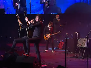 Грамофон - Бајага - „У Пули лом - Live at Arena “