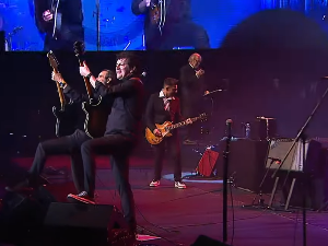 Летња башта 202: „Кени није мртав” „Гемини” и пијанисткиња Биљана Милин  - аутори нових обрада песама Бајаге и Инструктора