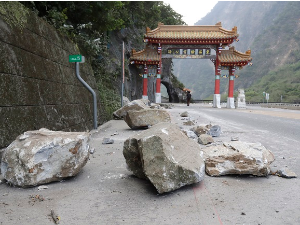 Број погинулих у земљотресу на Тајвану повећао се на 12, више од 400 људи одсечено због одрона