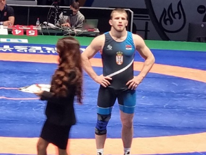 Српски рвач Александар Комаров обезбедио олимпијску норму